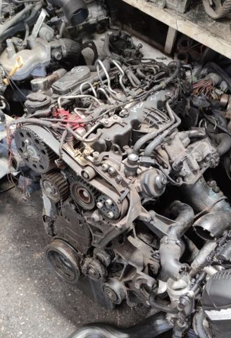 2011 Audi A4 2.0 Dizel Çıkma Komple Motor