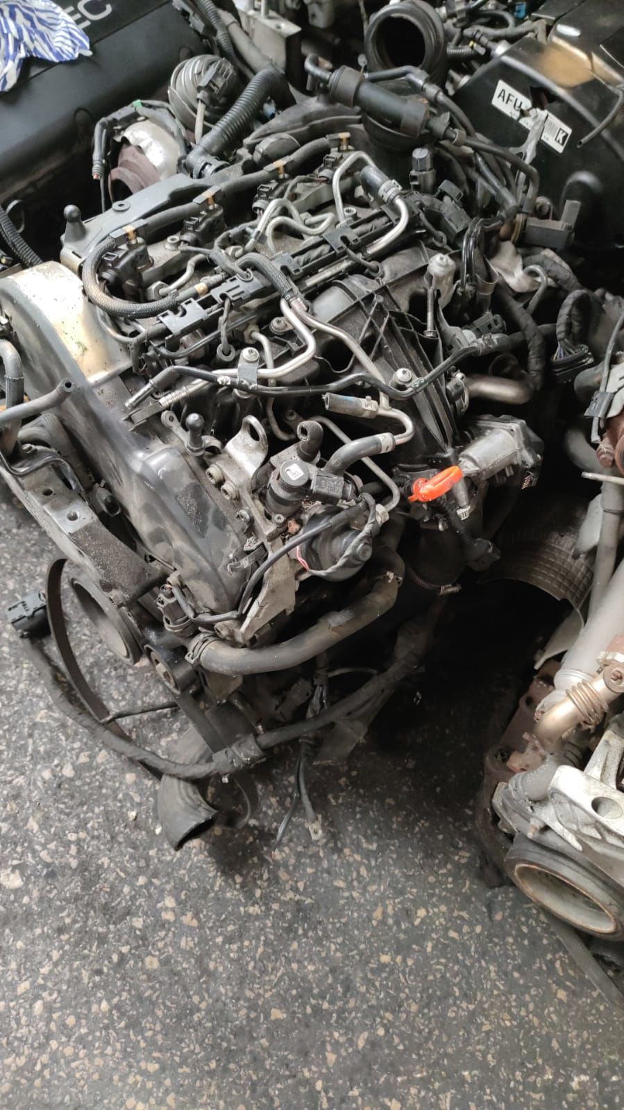 2011 Audi A4 2.0 Dizel Çıkma Komple Motor