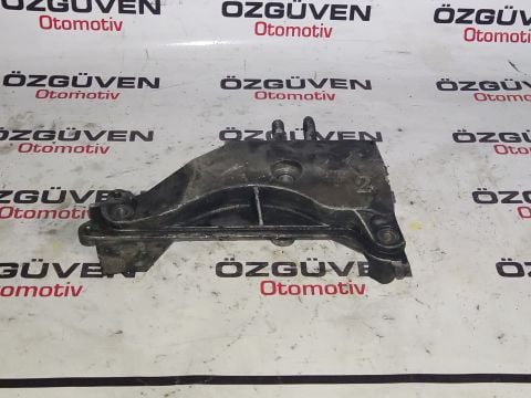 Hundai Santefe 2.2  Motor kulak braket