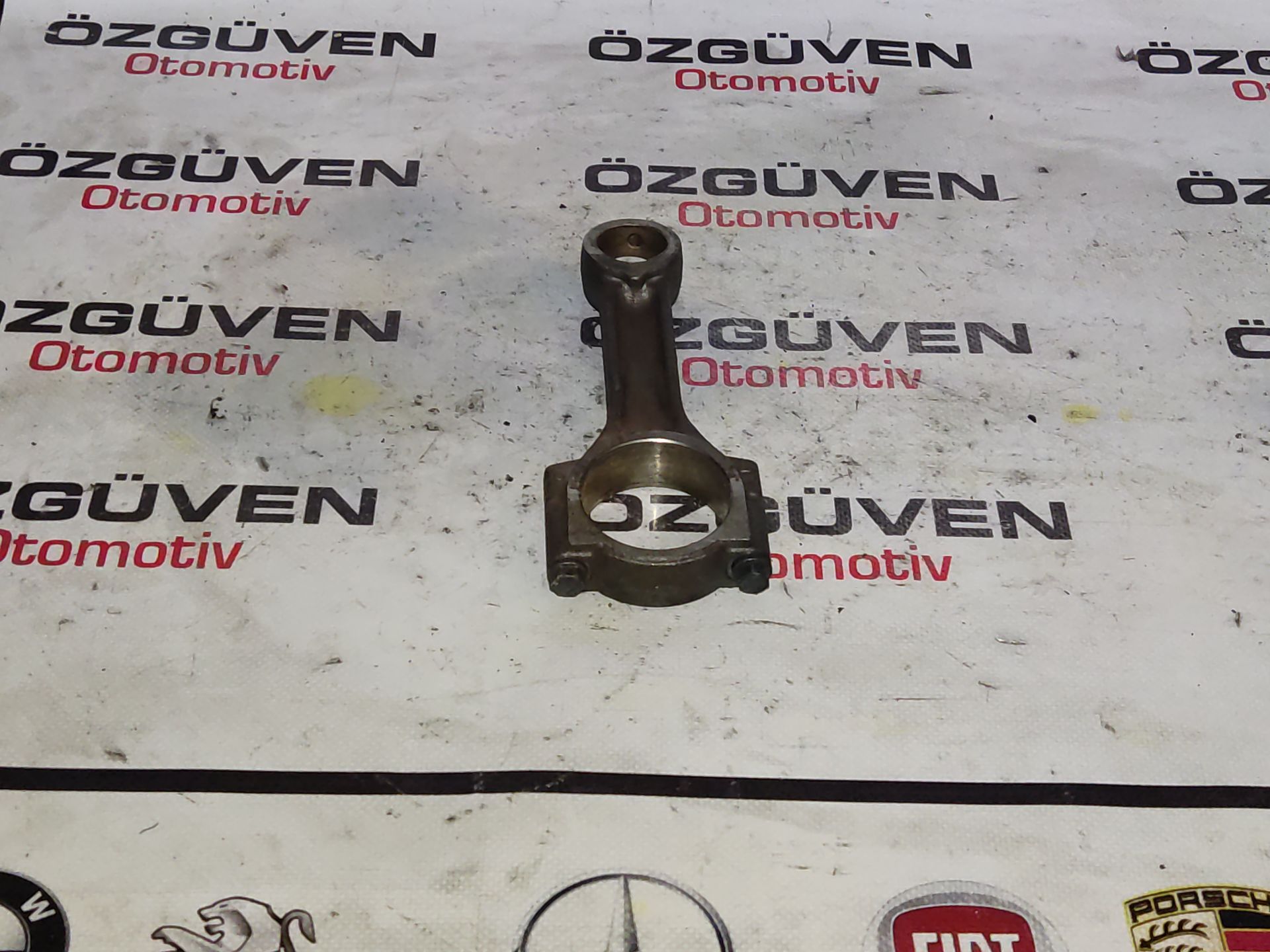 Renault Trafik 1.9 Biyel kolu