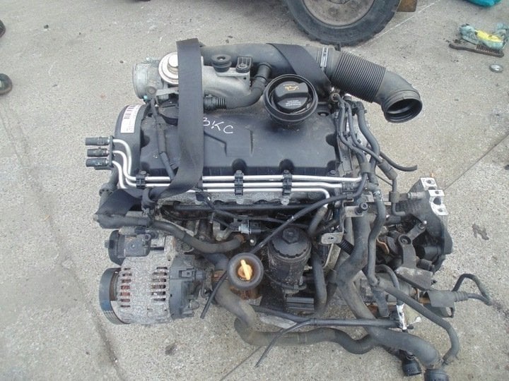 Volkswagen Golf 1.9 Tdı Bkc Yarım Motor